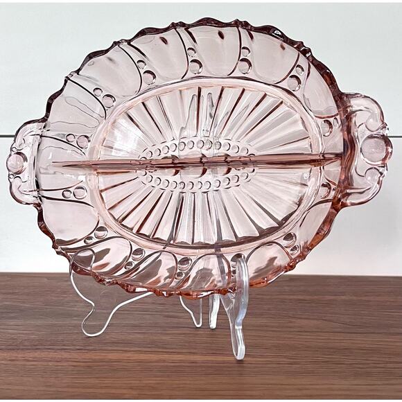Oyster and Pearl Pink 12" Oval 2 Part Relish Dish by Anchor Hocking - Picture 1 of 12